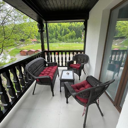 Castle Residence Apt. Eminescu Buşteni Eksteriør billede